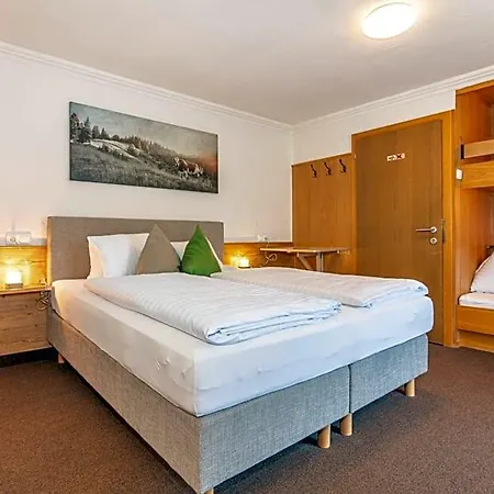 Bhome Gaestehaus / Bed and breakfast Neukirchen am Großvenediger