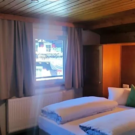 Bhome Gaestehaus / Bed and breakfast 4*