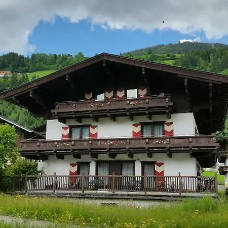 Bed and breakfast Bhome Gaestehaus /