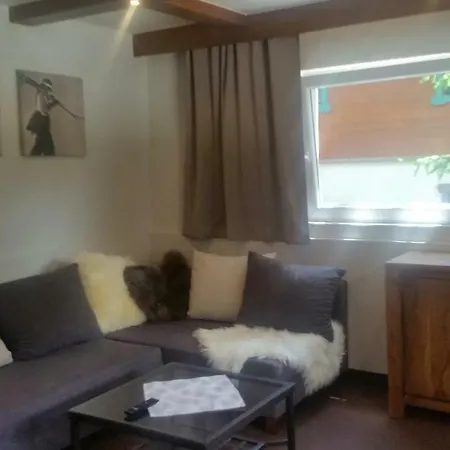 Bhome Gaestehaus / Alojamento de Acomodação e Pequeno-almoço