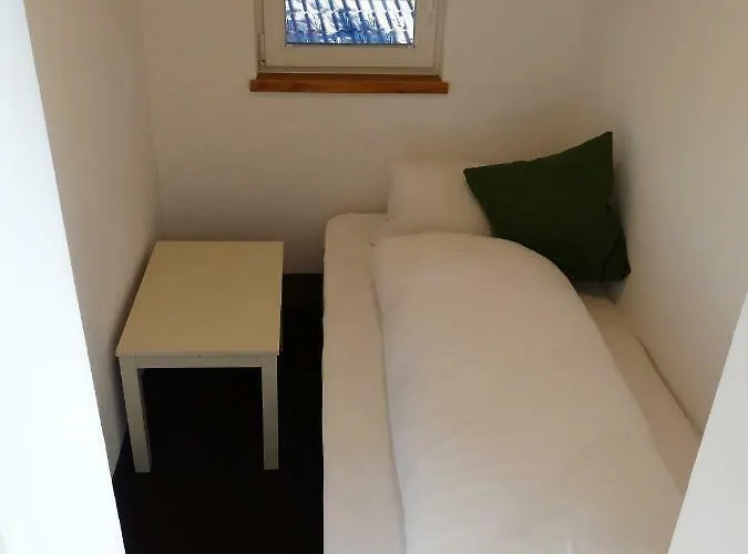 Bhome Gaestehaus / 4*